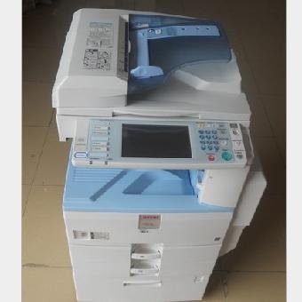 άŷ